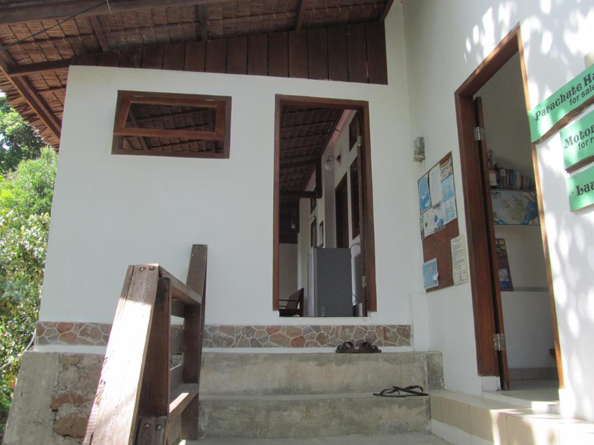 סבאנג Treetop Guesthouse And Bungalows מראה חיצוני תמונה