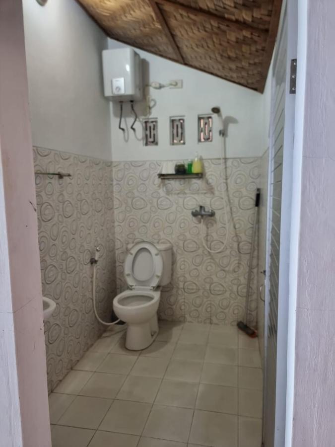 סבאנג Treetop Guesthouse And Bungalows מראה חיצוני תמונה