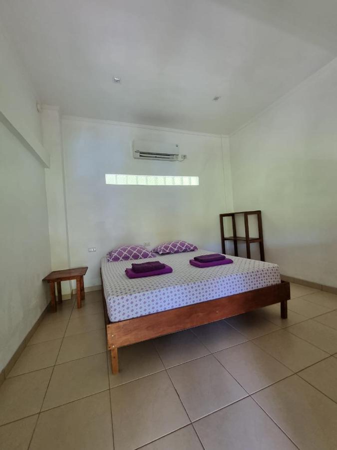סבאנג Treetop Guesthouse And Bungalows מראה חיצוני תמונה