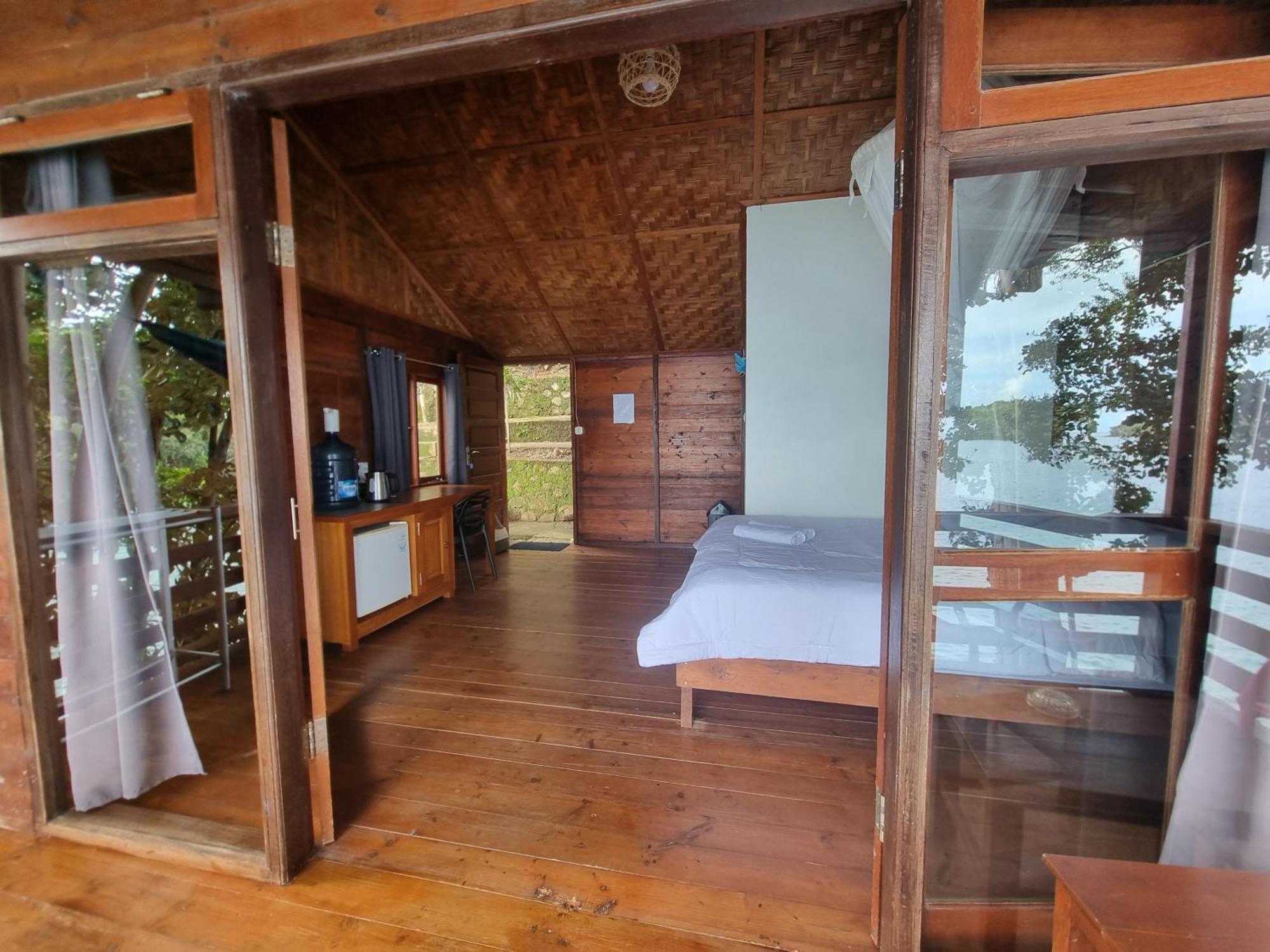 סבאנג Treetop Guesthouse And Bungalows מראה חיצוני תמונה