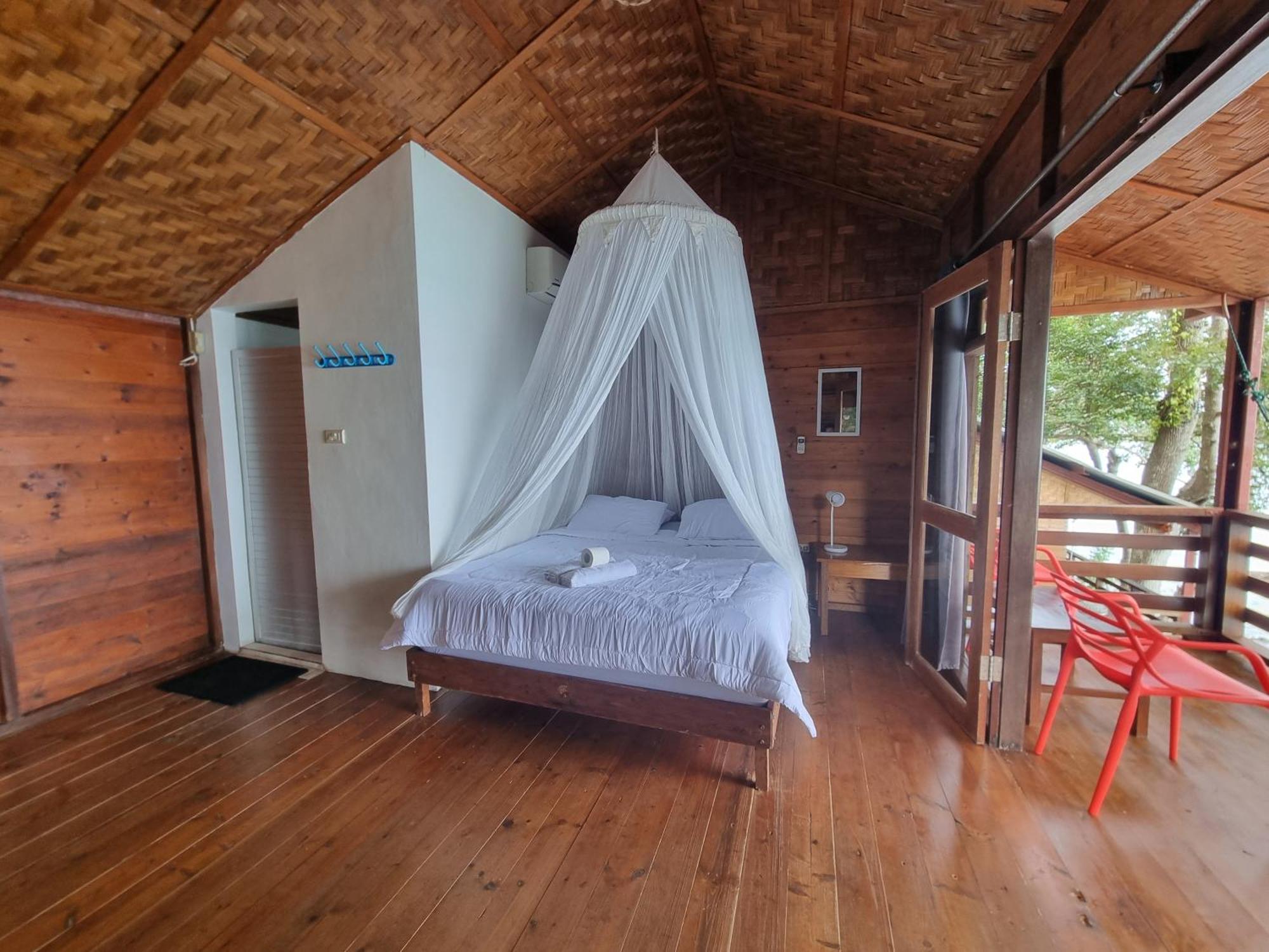 סבאנג Treetop Guesthouse And Bungalows מראה חיצוני תמונה